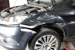 reparacion-carroceria-coche-ford-antes-carrocerias-larrea